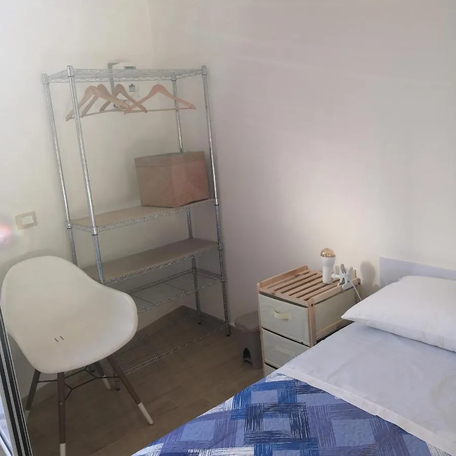 Hotel Palermo to bed 0*,  Italia